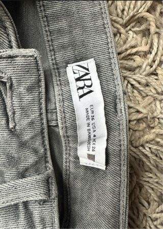 Pantalón Zara Gris