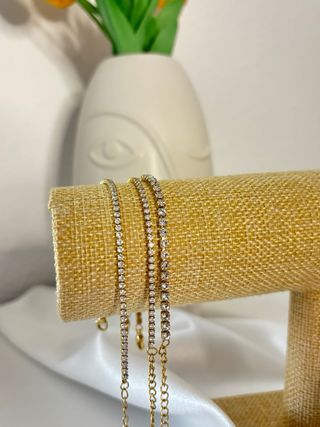 Pulseras de bisutería con circonitas