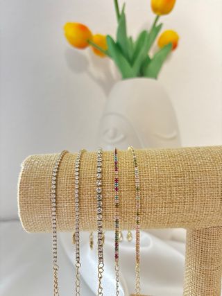 Pulseras de bisutería con circonitas