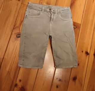 Pantalón corto Zara gris