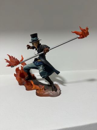 Figura One Piece Sabo con fuego