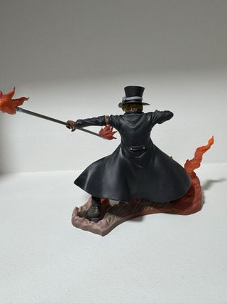 Figura One Piece Sabo con fuego