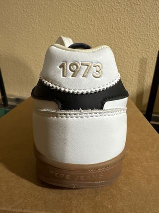 Deportivas Pepe Jeans Talla 42 Blancas y Negras