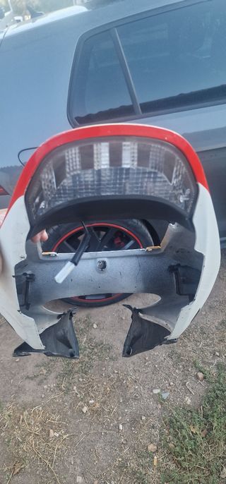 Piloto trasero Honda cbr 600rr 2006