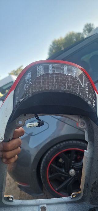 Piloto trasero Honda cbr 600rr 2006