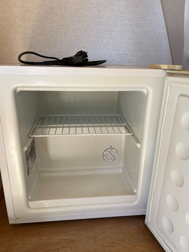 Nevera pequeña Proline