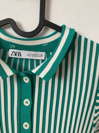 Camiseta Zara rayas verde y blanco Talla S