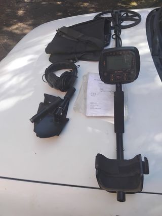 Detector de Metales GC-1073 Profesional