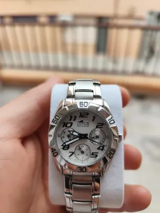 Reloj Lotus Plata y Blanco