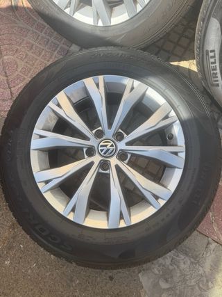 Llantas VW Tiguan 17 4 Neumáticos Pirelli Scorion 