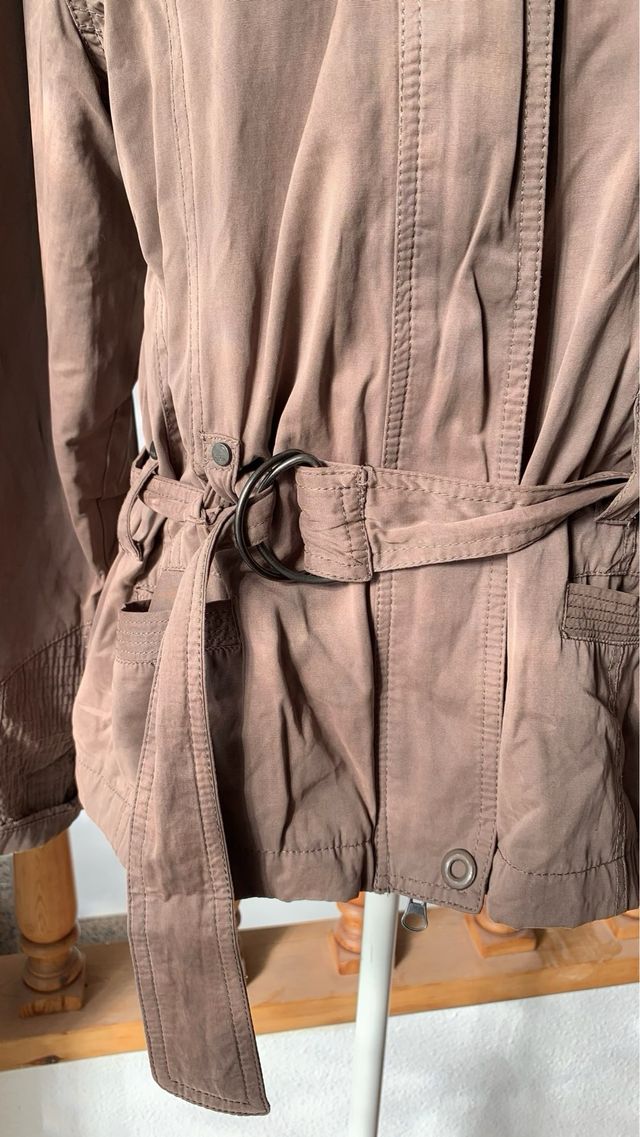 Chaquetón marrón con cinturón - XL