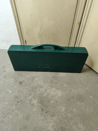 Mesa plegable verde con 4 sillas