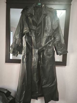 Gabardina impermeable Zara Talla L
