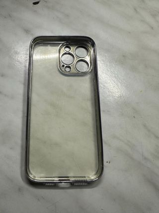 Funda iPhone 14 Pro Max Transparente con Morado