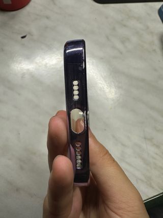Funda iPhone 14 Pro Max Transparente con Morado