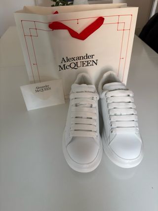 Alexander McQueen Oversized Blancas T.37