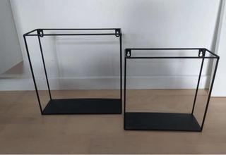 Estanterías de pared metálicas negras