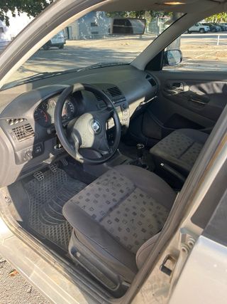 SEAT IBIZA 2001