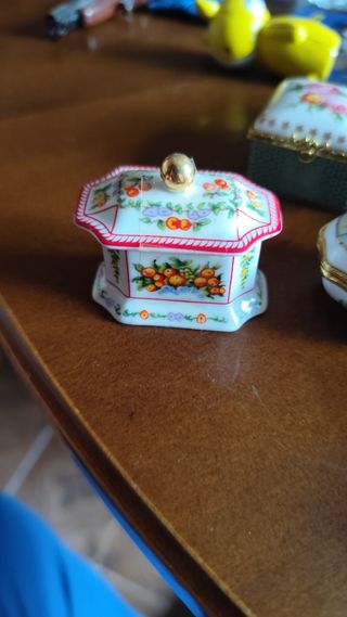 Portapillole anelli prato porcellana