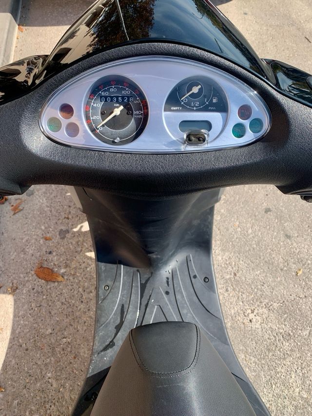 Piaggio Fly 125 Negra