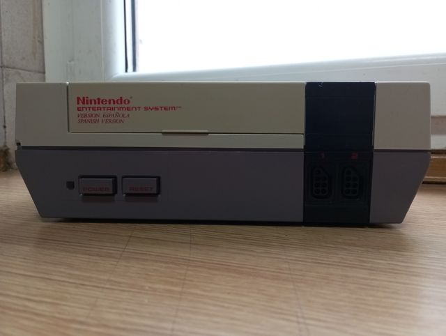Consola rNintendo NES Beige/Gris Original