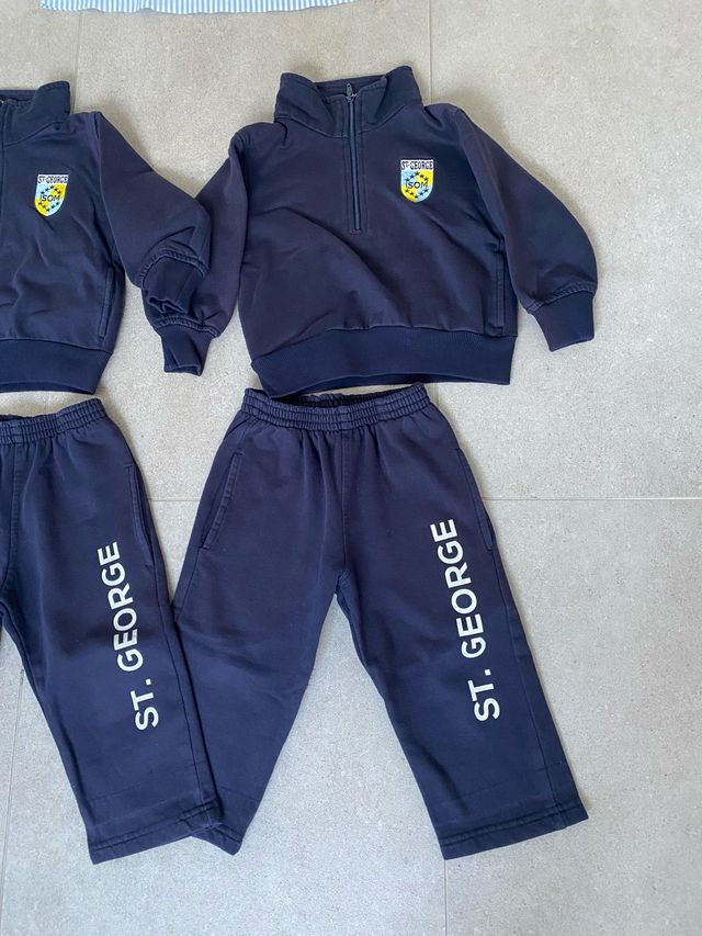 Uniforme de deporte colegio St. George Talla 2