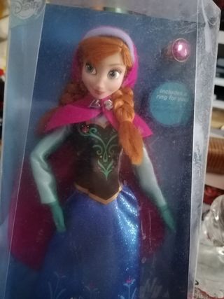 Muñeca Anna Frozen con Anillo