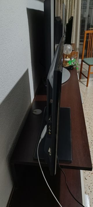 Smart TV LED Hisense 32 Ultra slim TDT integrado