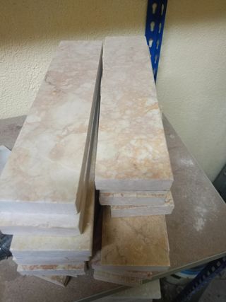 Planchas y rodapiés de mármol