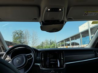Volvo V90 D4 Cross Country 