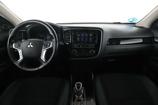 Mitsubishi Outlander PHEV Motion 4WD