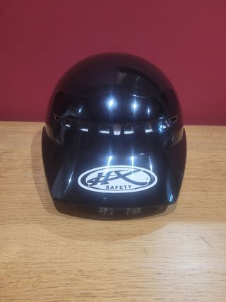 Casco de ciclomotor negro