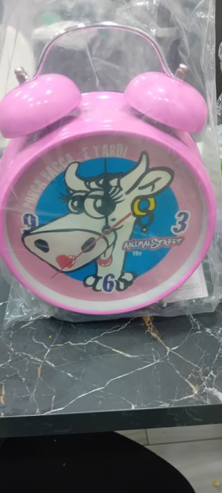 Sveglia a forma di mucca rosa con suoni di animali