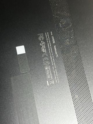 Asus Zenbook 14 UX425E Negro