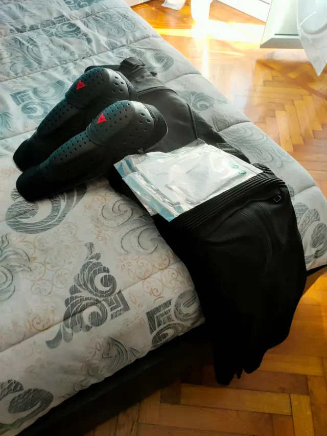 Pantaloni in pelle Dainese NUOVI