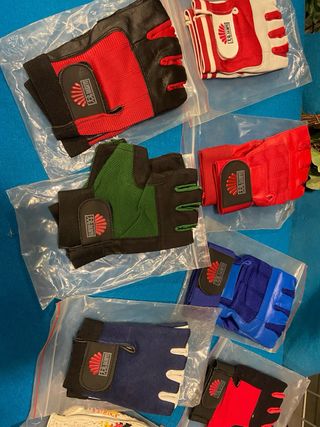 Guantes deportivos varios colores 