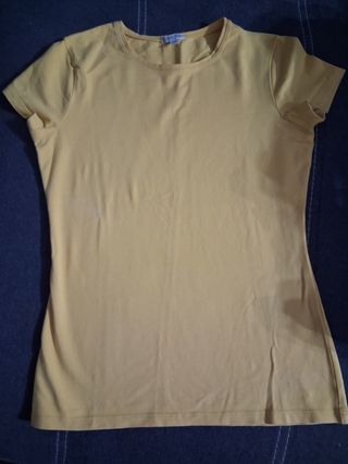 Camiseta amarilla niña