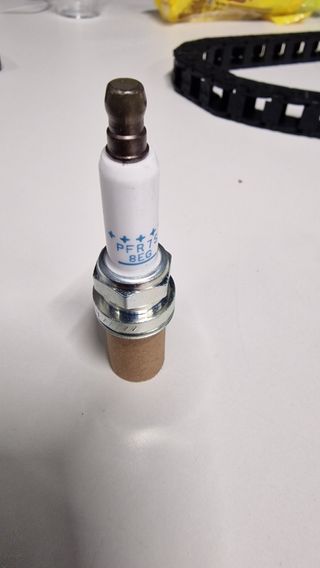Bujías NGK Laser Platinum PFR7S8EG (1675) – NUEVAS