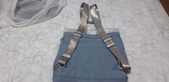 Mochila KCB azul y plata antirrobo