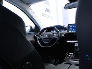 Peugeot 3008 1.5 BlueHDi 96kW (130CV) S&S Allure