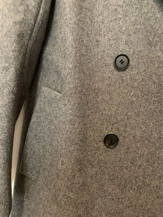 Abrigo a estrenar de zara gris talla M