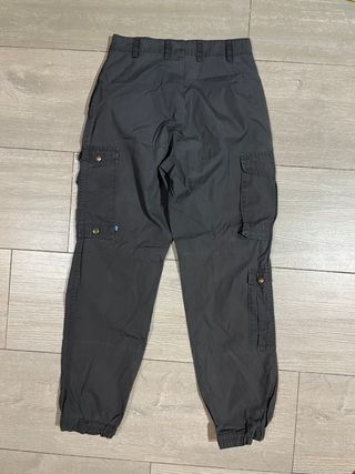 Pantalón Fjällräven Mujer Gris