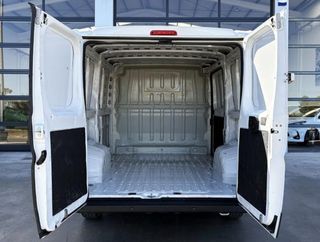 PEUGEOT Boxer Furgón 330 2.2 L1H1 BlueHDi 140c S&S 