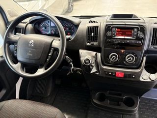PEUGEOT Boxer Furgón 330 2.2 L1H1 BlueHDi 140c S&S 