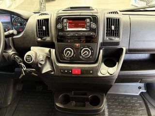 PEUGEOT Boxer Furgón 330 2.2 L1H1 BlueHDi 140c S&S 
