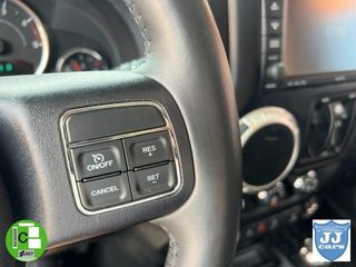 JEEP Wrangler 2.8 CRD Sahara Auto