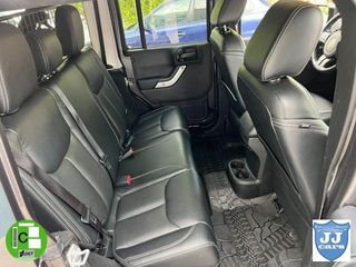JEEP Wrangler 2.8 CRD Sahara Auto