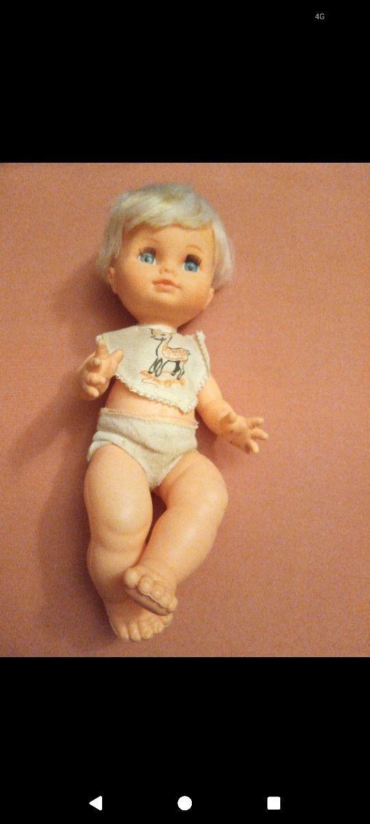 Muñeca bebé vintage de Toyse.