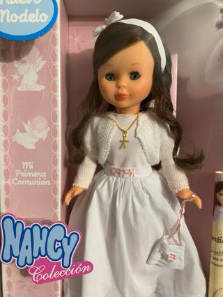 Muñeca Nancy Primera Comunión Famosa
