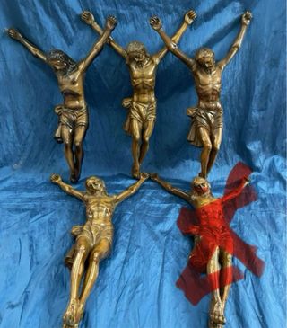 Lote deFiguras antiguas Cristo
Crucificado grande
